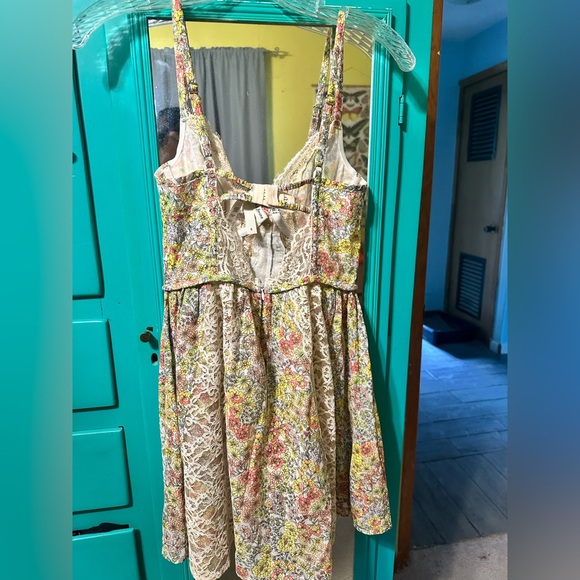 For love and lemons dress small - Picture 2 of 7